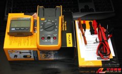 Fluke 233 數(shù)字萬用表(真有效值、遠程控制、顯示分離)